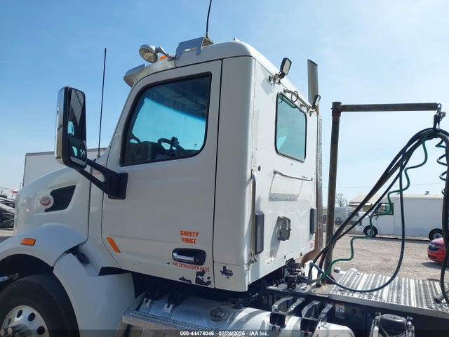 Peterbilt 567 2016 1XPCD49X5GD353070 Image 14