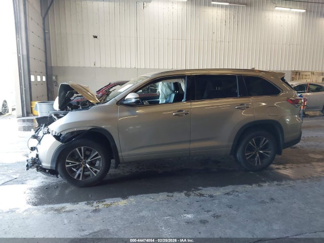 5TDJKRFH7GS281026 Toyota Highlander Xle V6