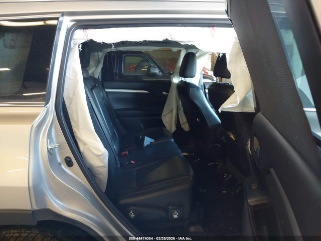 5TDJKRFH7GS281026 Toyota Highlander Xle V6