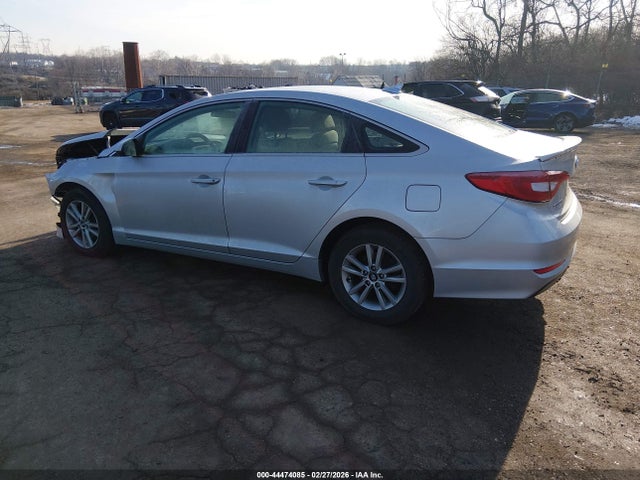 Hyundai SONATA SE 2015 5NPE24AF8FH085613 Image 3
