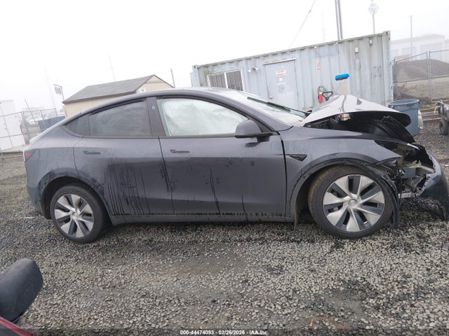 44474093 :رقم المزاد ، 7SAYGDEE2RF069137 vin ، 2024 Tesla Model Y Long Range Dual Motor All-wheel Drive مزاد بيع