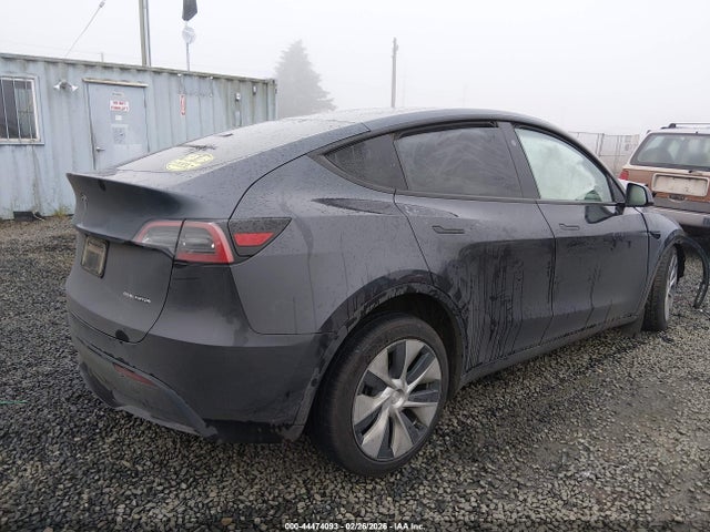 2024 TESLA MODEL Y 7SAYGDEE2RF069137 Photo 3