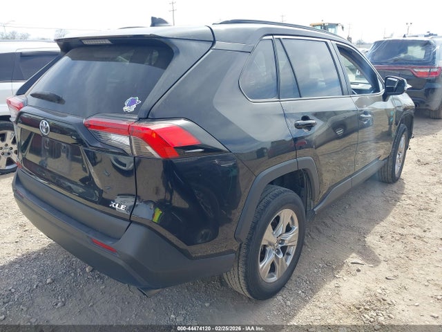 2023 TOYOTA RAV4 2T3W1RFV1PW286896 Photo 3