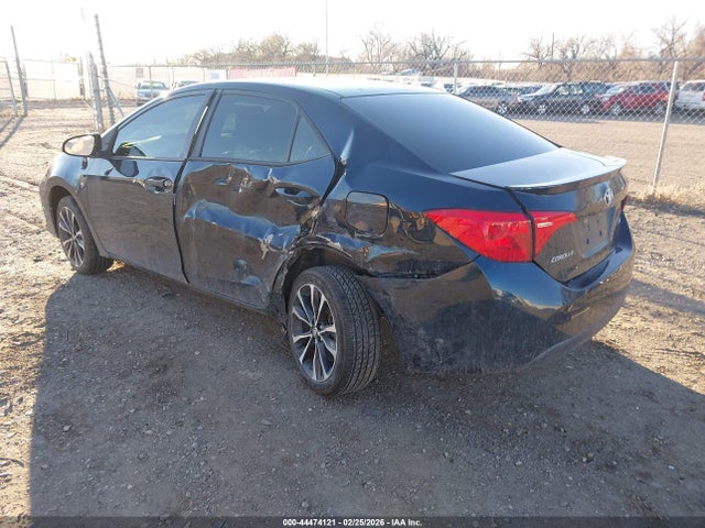 2017 TOYOTA COROLLA 2T1BURHE8HC859436 Photo 2