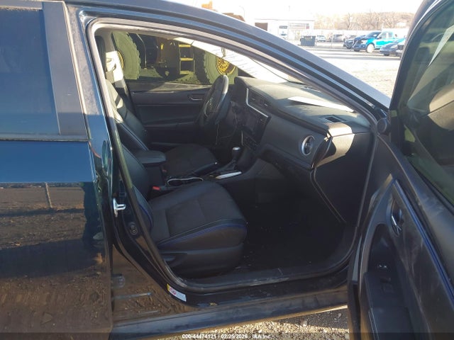 2017 TOYOTA COROLLA 2T1BURHE8HC859436 Photo 4