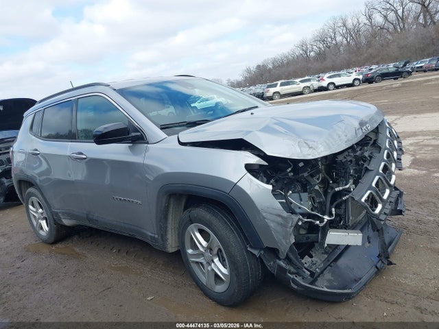 44474135 :رقم المزاد ، 3C4NJDBN3RT596689 vin ، 2024 Jeep Compass Latitude 4x4 مزاد بيع