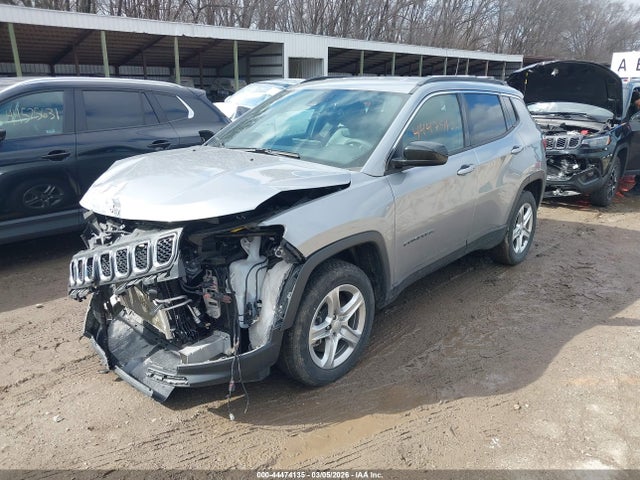 44474135 :رقم المزاد ، 3C4NJDBN3RT596689 vin ، 2024 Jeep Compass Latitude 4x4 مزاد بيع
