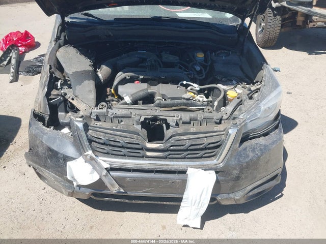 JF2SJABC9JH553012 Subaru Forester 2.5i