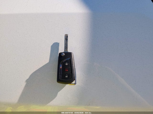 2T3F1RFV7LC087363 Toyota RAV4 LE