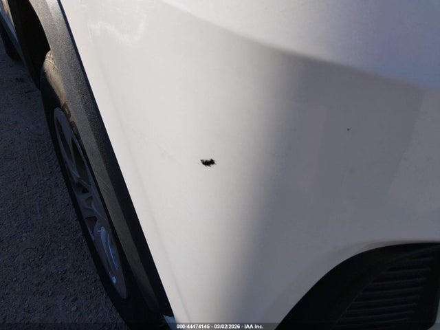 2T3F1RFV7LC087363 Toyota RAV4 LE