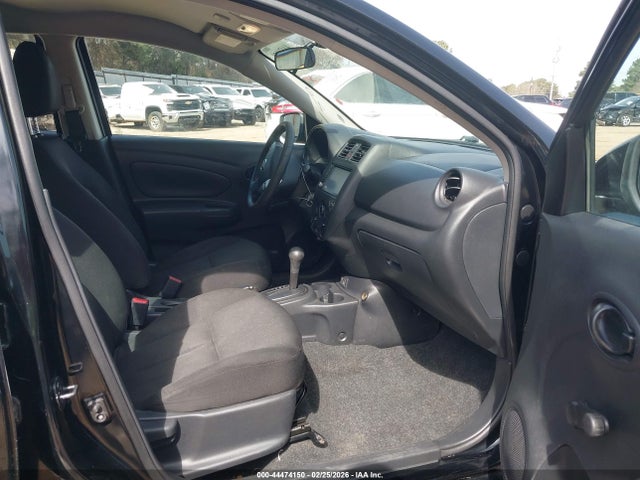 2019 Nissan Versa 1.6 S+ მანქანა იყიდება აუქციონზე, vin: 3N1CN7AP3KL813506, აუქციონის ნომერი: 44474150