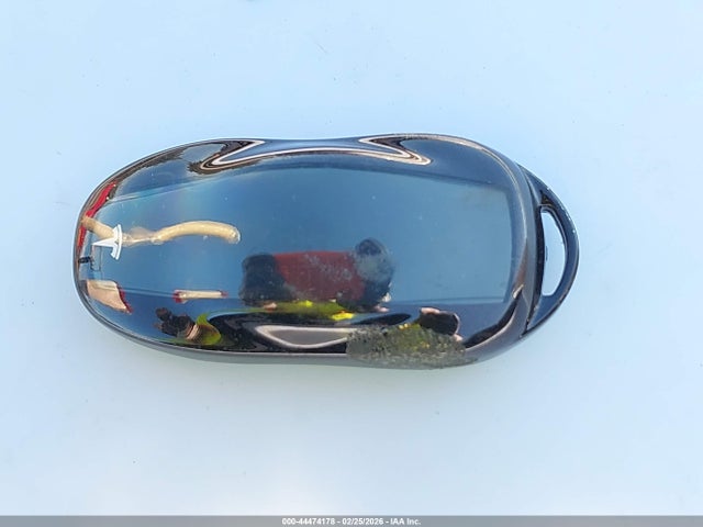 2016 Tesla Model S 60d/70d/75d/85d/90d მანქანა იყიდება აუქციონზე, vin: 5YJSA1E2XGF133530, აუქციონის ნომერი: 44474178