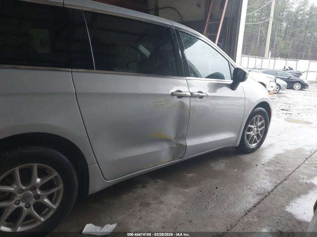 Продажа на аукционе авто 2023 Chrysler Voyager Lx, vin: 2C4RC1CG8PR628580, номер лота: 44474185