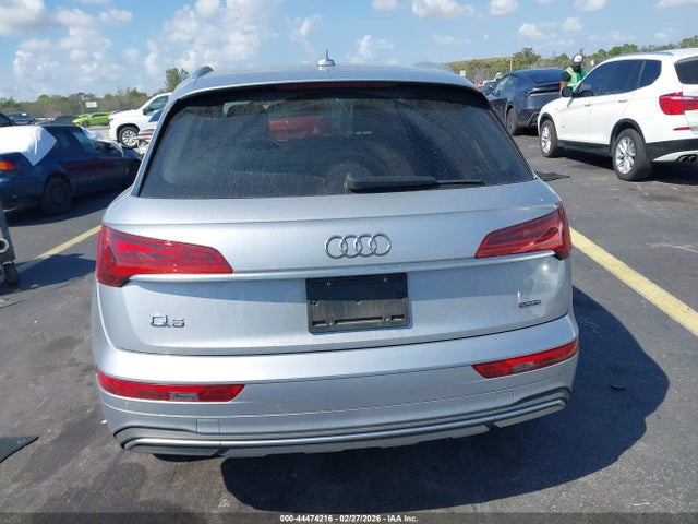 2021 Audi Q5 Premium 45 Tfsi Quattro S Tronic მანქანა იყიდება აუქციონზე, vin: WA1AAAFYXM2005375, აუქციონის ნომერი: 44474216