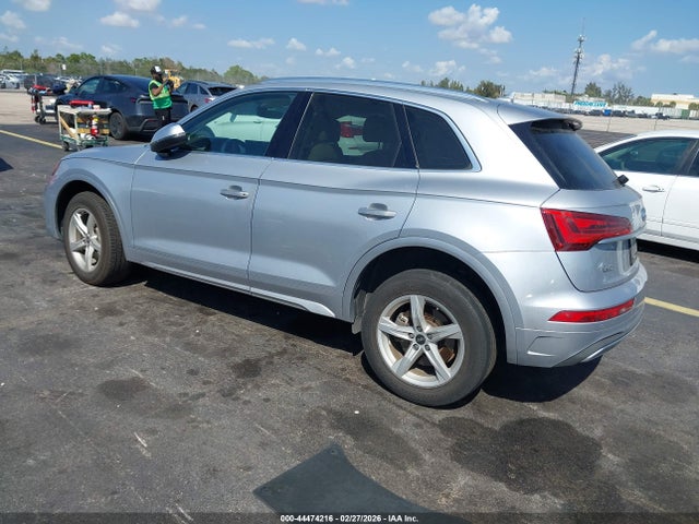 2021 AUDI Q5 WA1AAAFYXM2005375 Photo 2