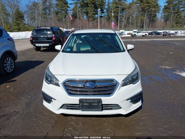 4S3BNAF62K3035801 Subaru Legacy 2.5i Premium
