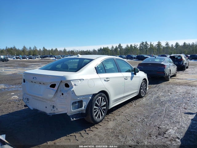 4S3BNAF62K3035801 Subaru Legacy 2.5i Premium