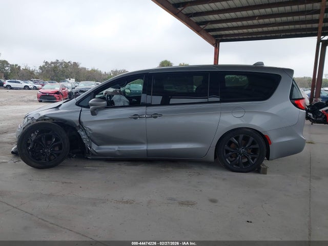 Продаж на аукціоні авто 2020 Chrysler Pacifica Touring, vin: 2C4RC1FG8LR120079, номер лоту: 44474226