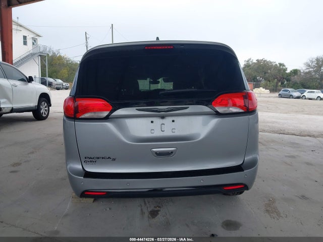 Продаж на аукціоні авто 2020 Chrysler Pacifica Touring, vin: 2C4RC1FG8LR120079, номер лоту: 44474226