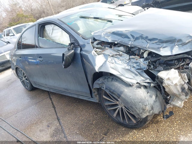 3VWD17AJ4GM303530 Volkswagen Jetta 1.8t Sport