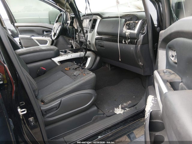 1N6BA1F41GN515752 Nissan Titan Xd Sv Diesel