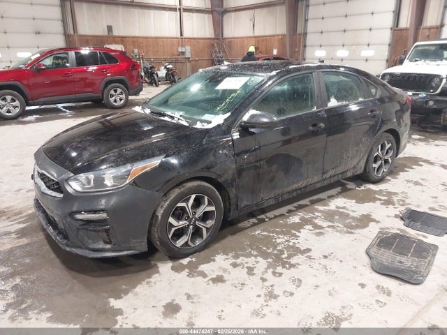 2020 Kia Forte Lxs მანქანა იყიდება აუქციონზე, vin: 3KPF24AD2LE195754, აუქციონის ნომერი: 44474247