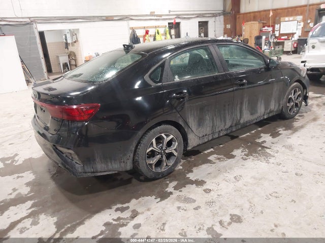 2020 Kia Forte Lxs მანქანა იყიდება აუქციონზე, vin: 3KPF24AD2LE195754, აუქციონის ნომერი: 44474247