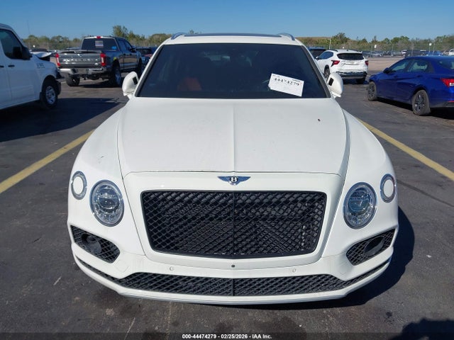 2018 Bentley Bentayga Activity Edition/black Edition/mulliner/onyx Edition/w12 მანქანა იყიდება აუქციონზე, vin: SJAAC2ZV0JC018473, აუქციონის ნომერი: 44474279