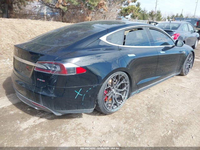 2015 TESLA MODEL S 5YJSA1H24FFP68186 Photo 3