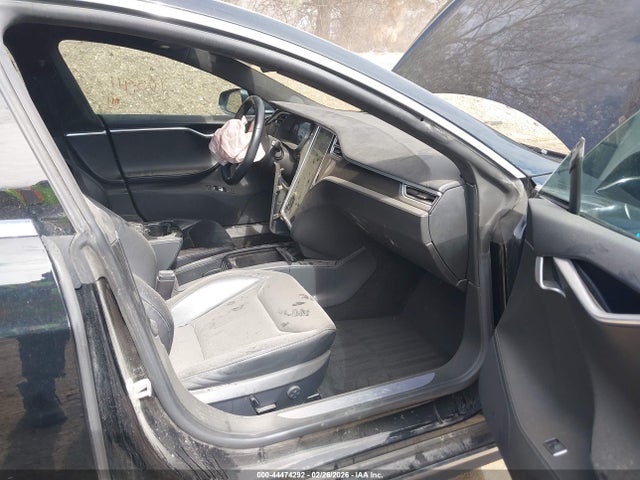 2015 TESLA MODEL S 5YJSA1H24FFP68186 Photo 4