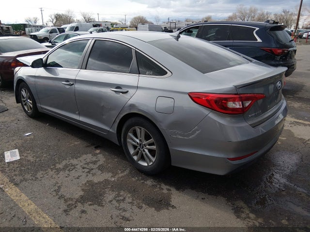 Hyundai SONATA SE 2017 5NPE24AF3HH572737 Image 3