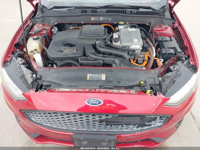 3FA6P0SU4LR114177 Ford Fusion Plug-in Hybrid Titanium