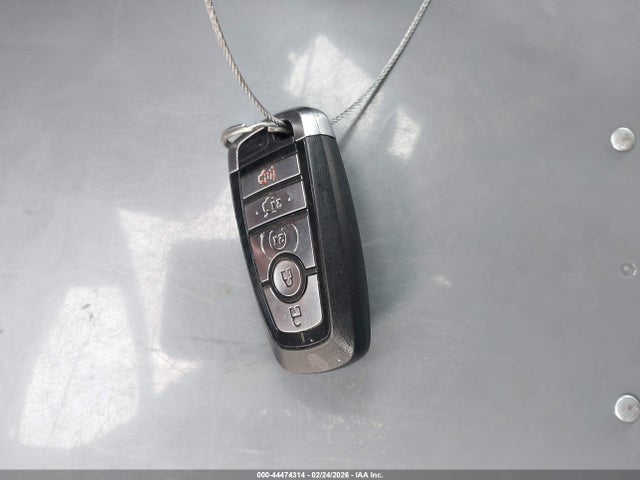 3FA6P0SU4LR114177 Ford Fusion Plug-in Hybrid Titanium