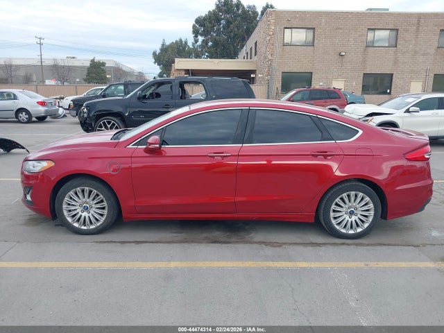 3FA6P0SU4LR114177 Ford Fusion Plug-in Hybrid Titanium