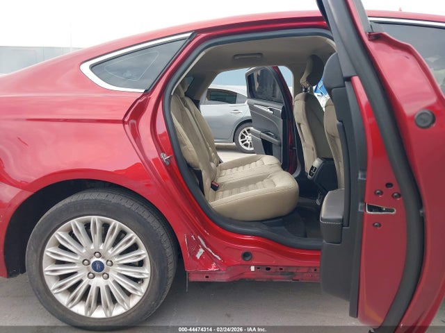 3FA6P0SU4LR114177 Ford Fusion Plug-in Hybrid Titanium