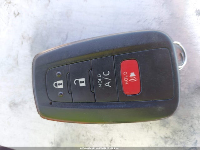 JTDKAMFP2N3226872 Toyota Prius Prime Xle