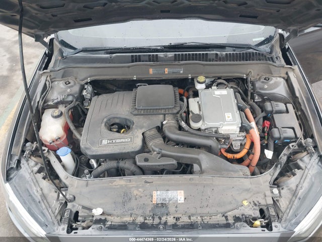 3FA6P0LU1JR277770 Ford Fusion Hybrid Se
