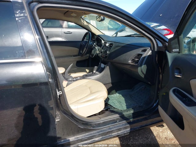 2013 CHRYSLER 200 1C3CCBCG2DN696463 Photo 4