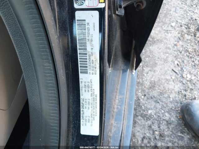 2013 CHRYSLER 200 1C3CCBCG2DN696463 Photo 8