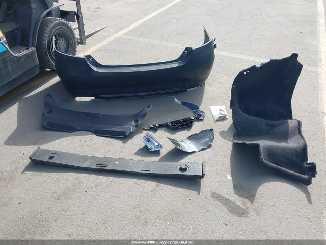 4T1BF1FK6GU511846 Toyota CAMRY SE