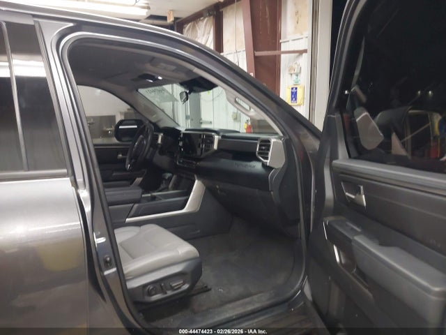 Toyota Tundra Sr5 2023 5TFLA5DB4PX087566 Image 5