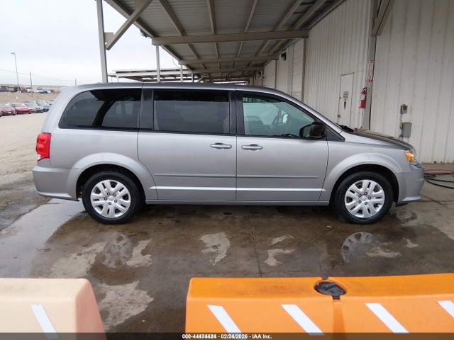 2C4RDGBG5HR782957 Dodge Grand Caravan Se