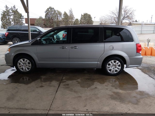 2C4RDGBG5HR782957 Dodge Grand Caravan Se