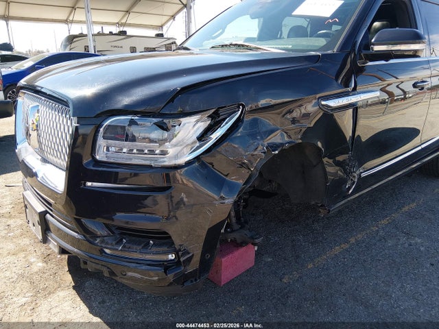 5LMJJ2KTXMEL02871 Lincoln Navigator Reserve