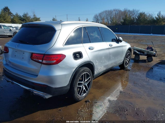 2016 MERCEDES-BENZ GLC 300 WDC0G4JB8GF051217 Photo 3