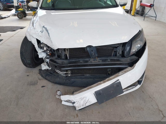 1VWAP7A31EC009861 Volkswagen Passat 2.5l Wolfsburg Edition