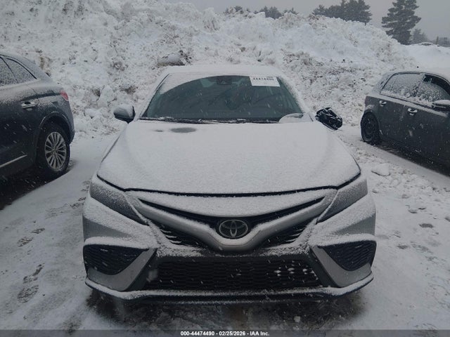 4T1G11AK5NU675758 Toyota CAMRY SE