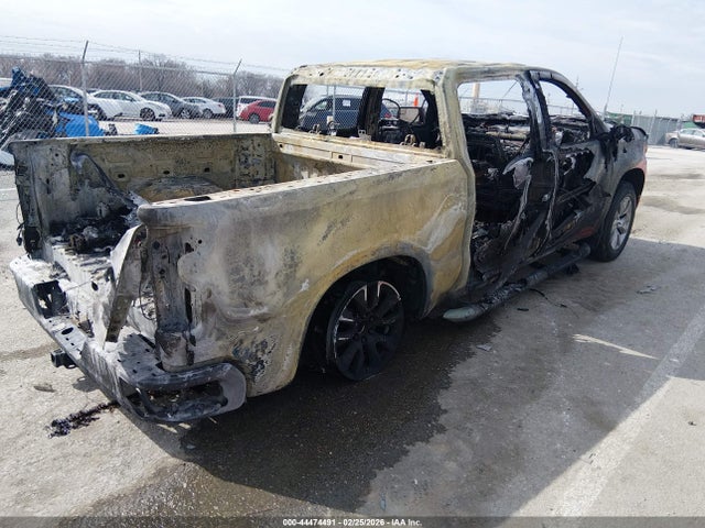 2024 CHEVROLET SILVERADO 1500 1GCPABEK8RZ235689 Photo 3