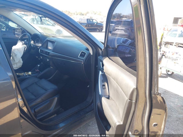 Продажа на аукционе авто 2016 Mazda Cx-5 Grand Touring, vin: JM3KE2DY0G0679727, номер лота: 44474512