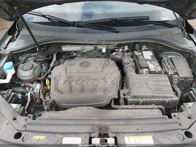 3VV3B7AX0RM137432 Volkswagen Tiguan 2.0t Se/2.0t Wolfsburg Edition